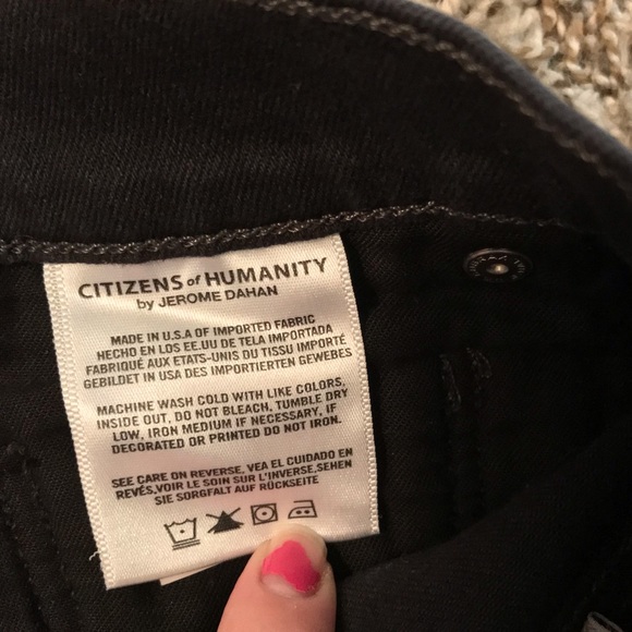 Citizens of Humanity distressed mini skirt - Picture 12 of 16